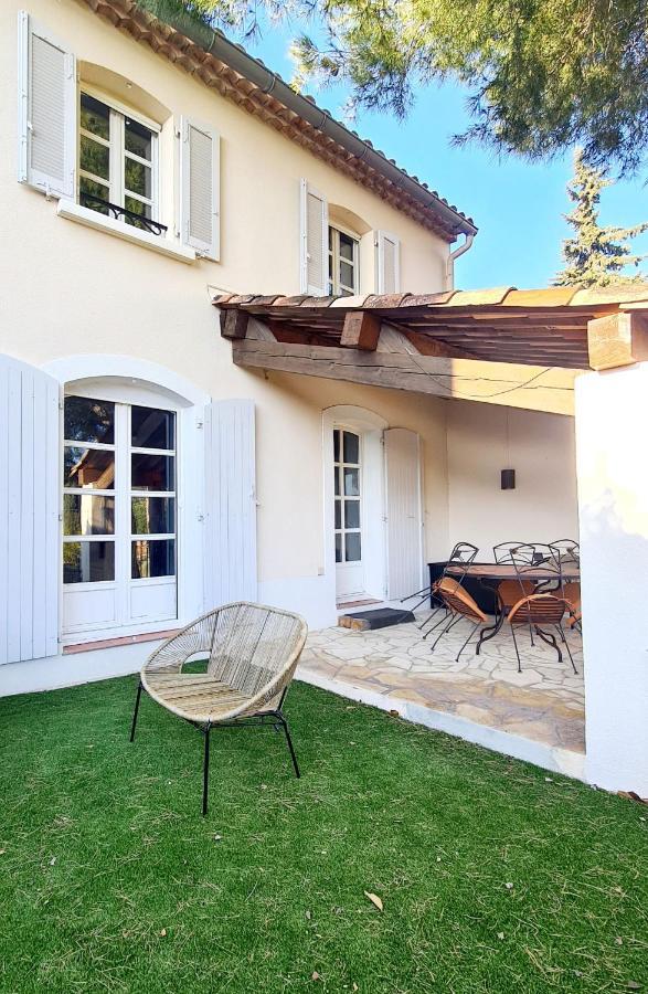 Superbe Villa-Domaine Avec Golf Piscine Et Tennis Saint-Cyr-sur-Mer Eksteriør bilde